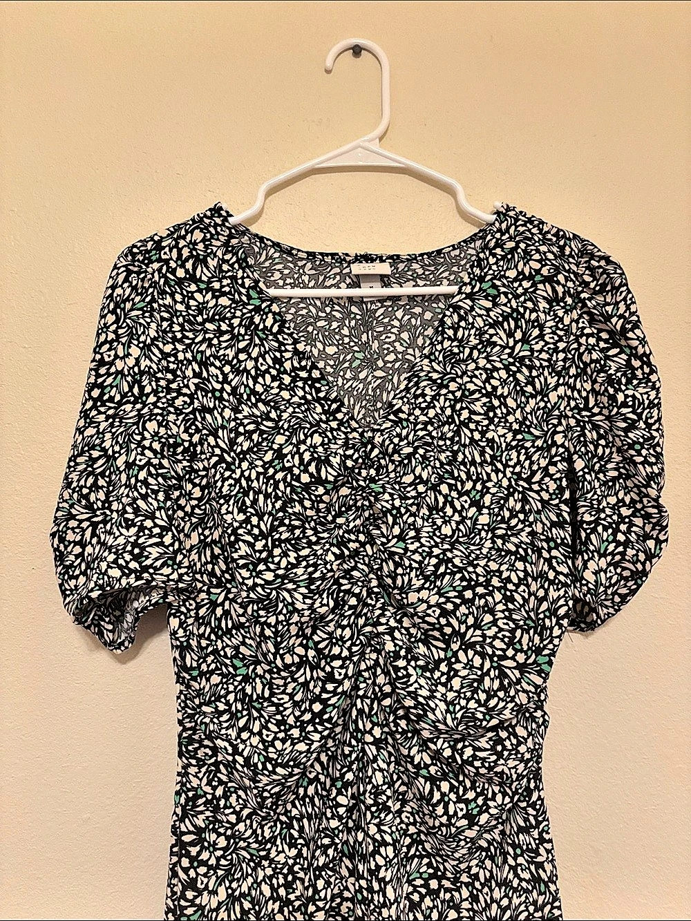 a new day Floral Maxi Dress in Black & Green Size Medium Like New
